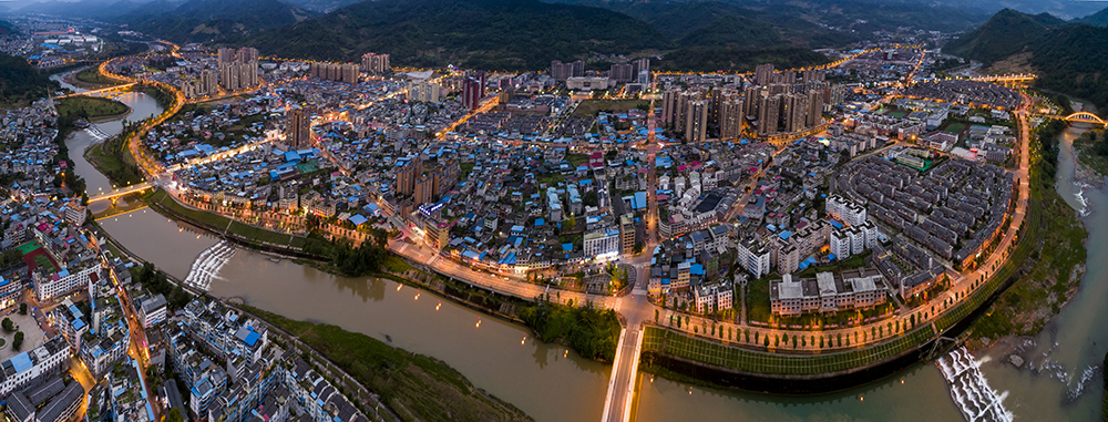 21.拍摄地点:雅安市芦山县 芦山县是一个有着2300多年历史的古城.