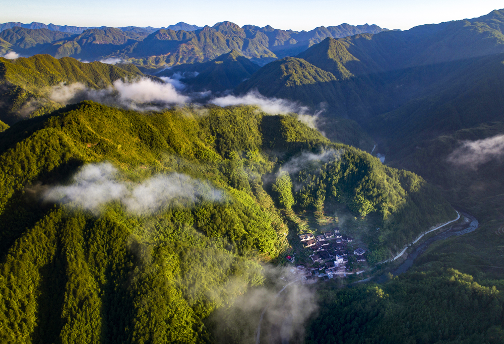《大山深处有人家》(下党乡杨溪头村)