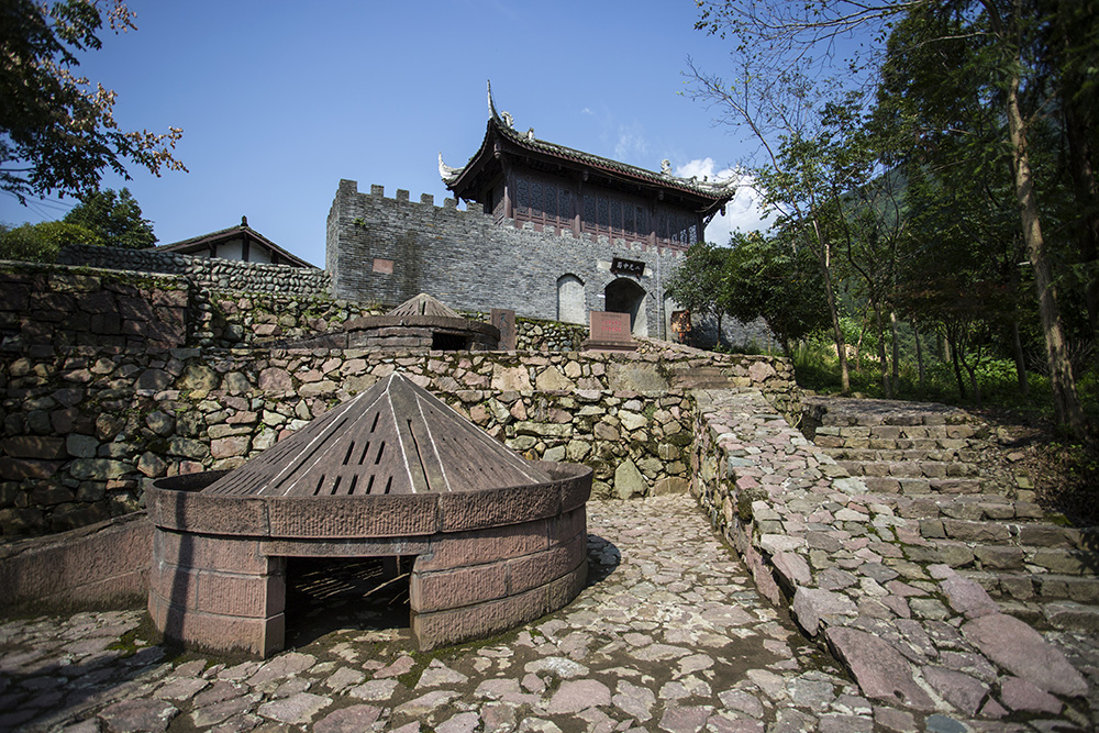 天全茶马古道紫石关城遗址(一)