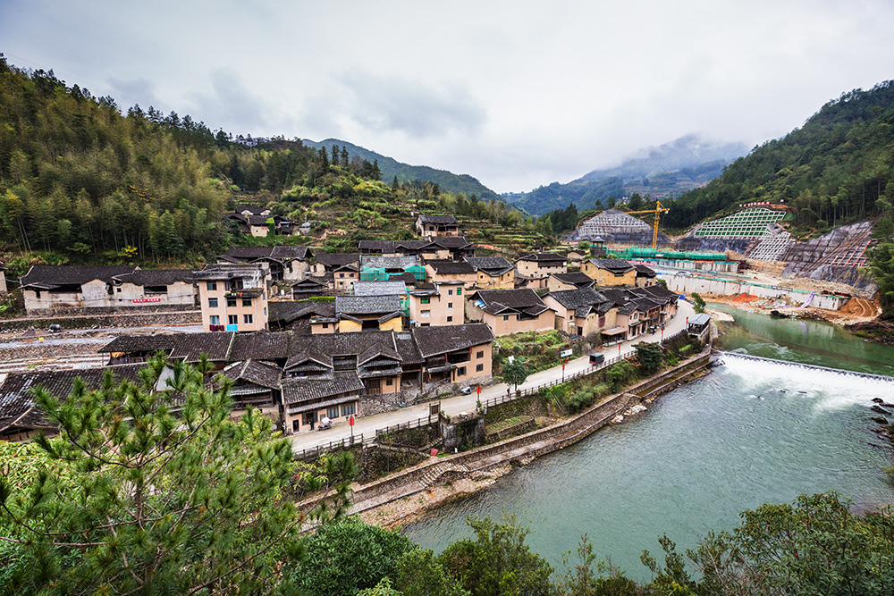 《下党村巨变》