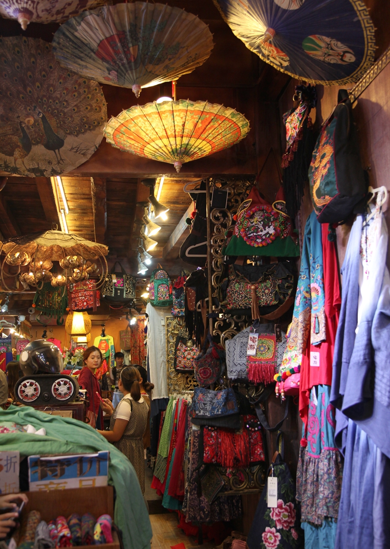 云南丽江夜市印象