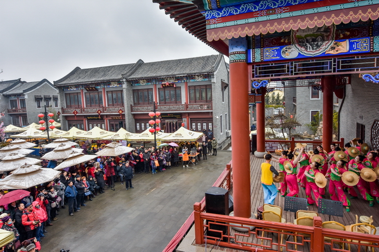 正月十五搭戏台