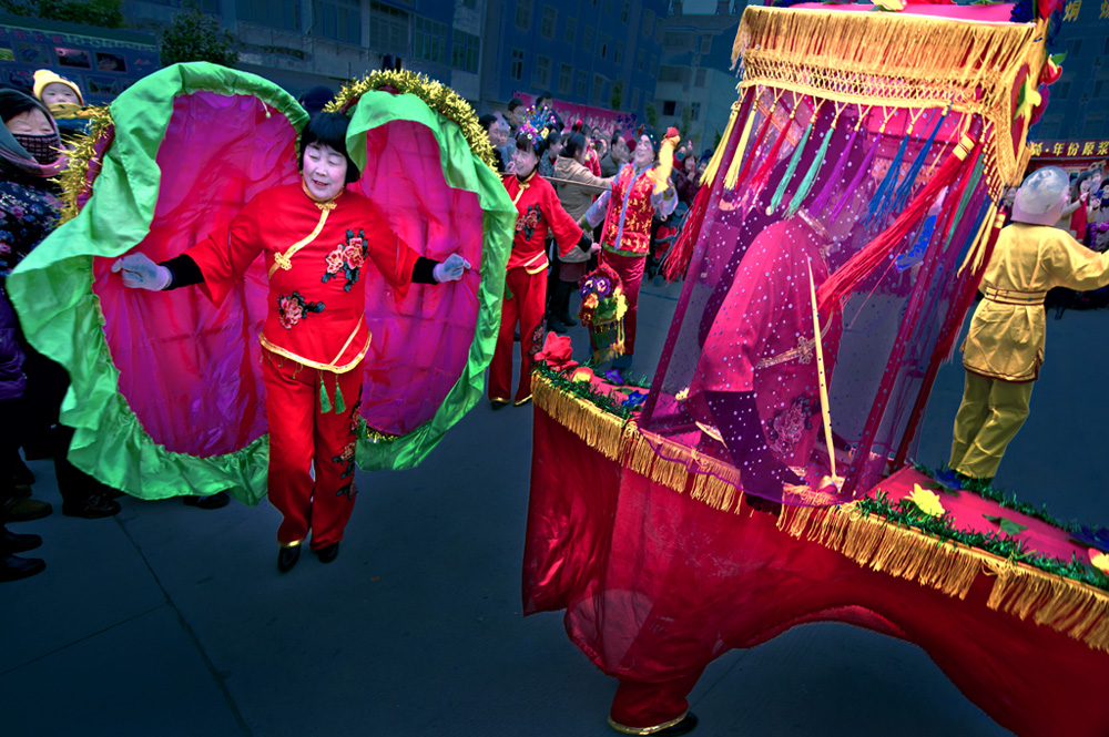 花灯花船闹元宵