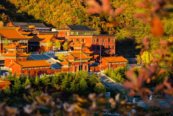 《秋韵夕照广福寺》