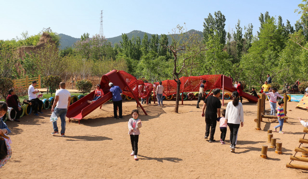 王府南阳河亲子游乐园