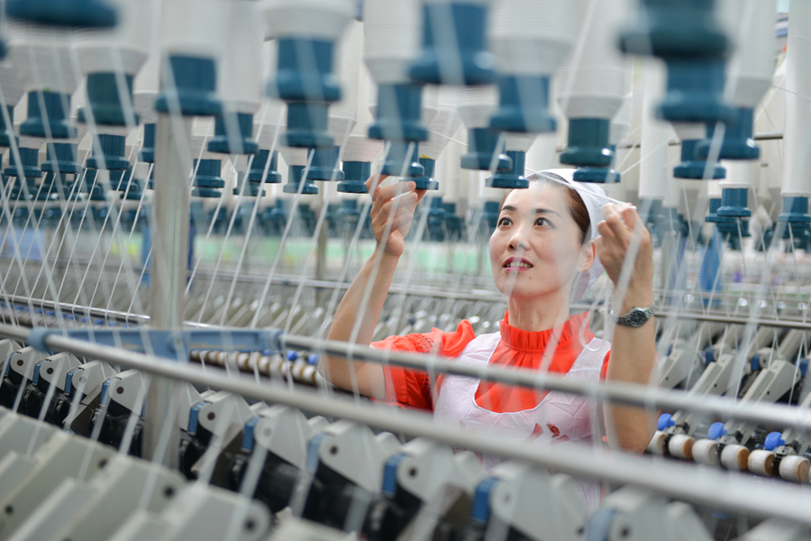 新一代纺织女工(组照6)