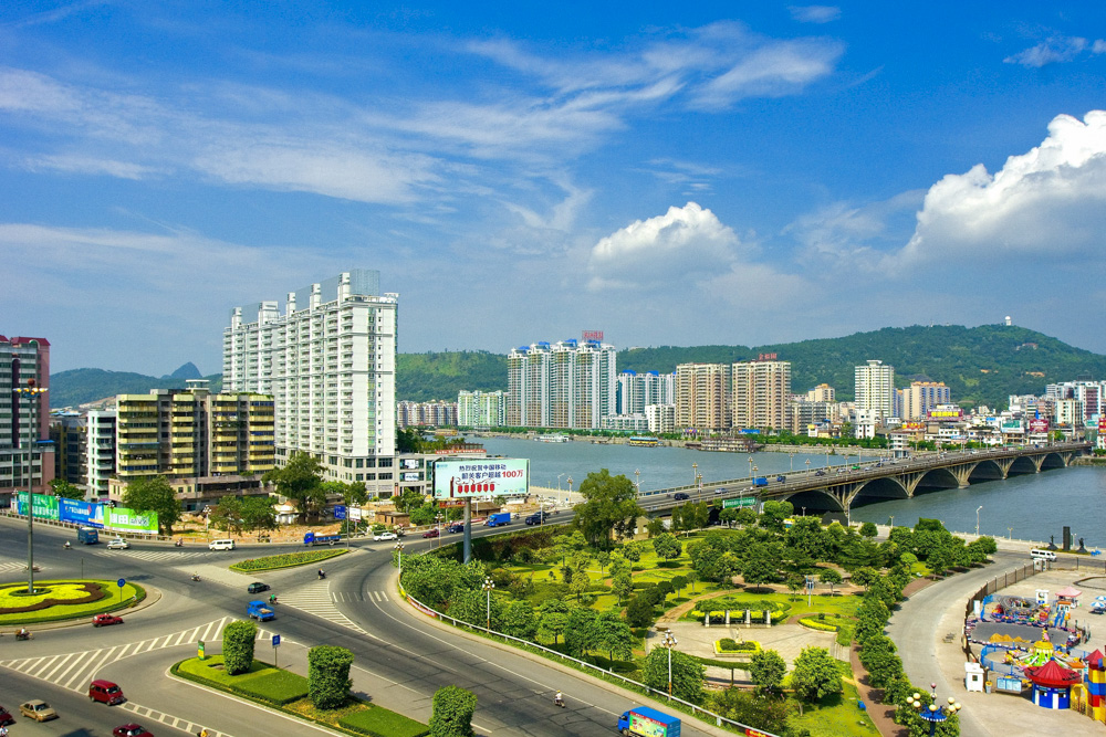 韶关北江桥桥的日与夜