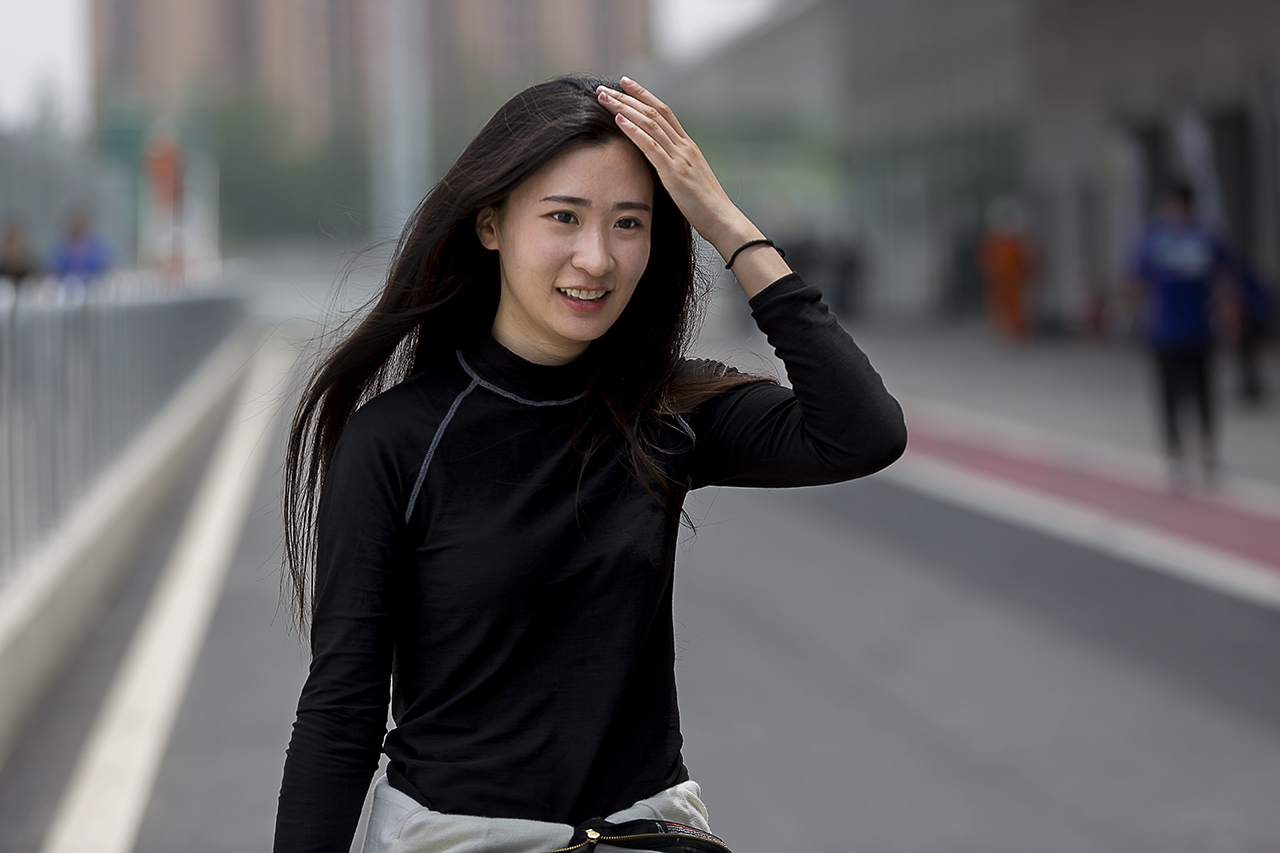 美女车手
