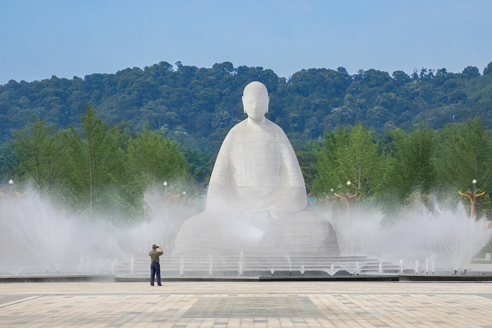 2019年5月17日摄于韶关南华寺.