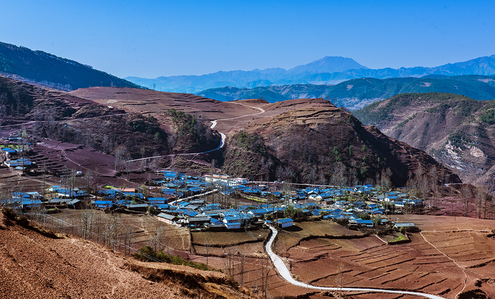 大凉山上的新农村--罗道全拍于2019-2-25-美姑县大锋顶