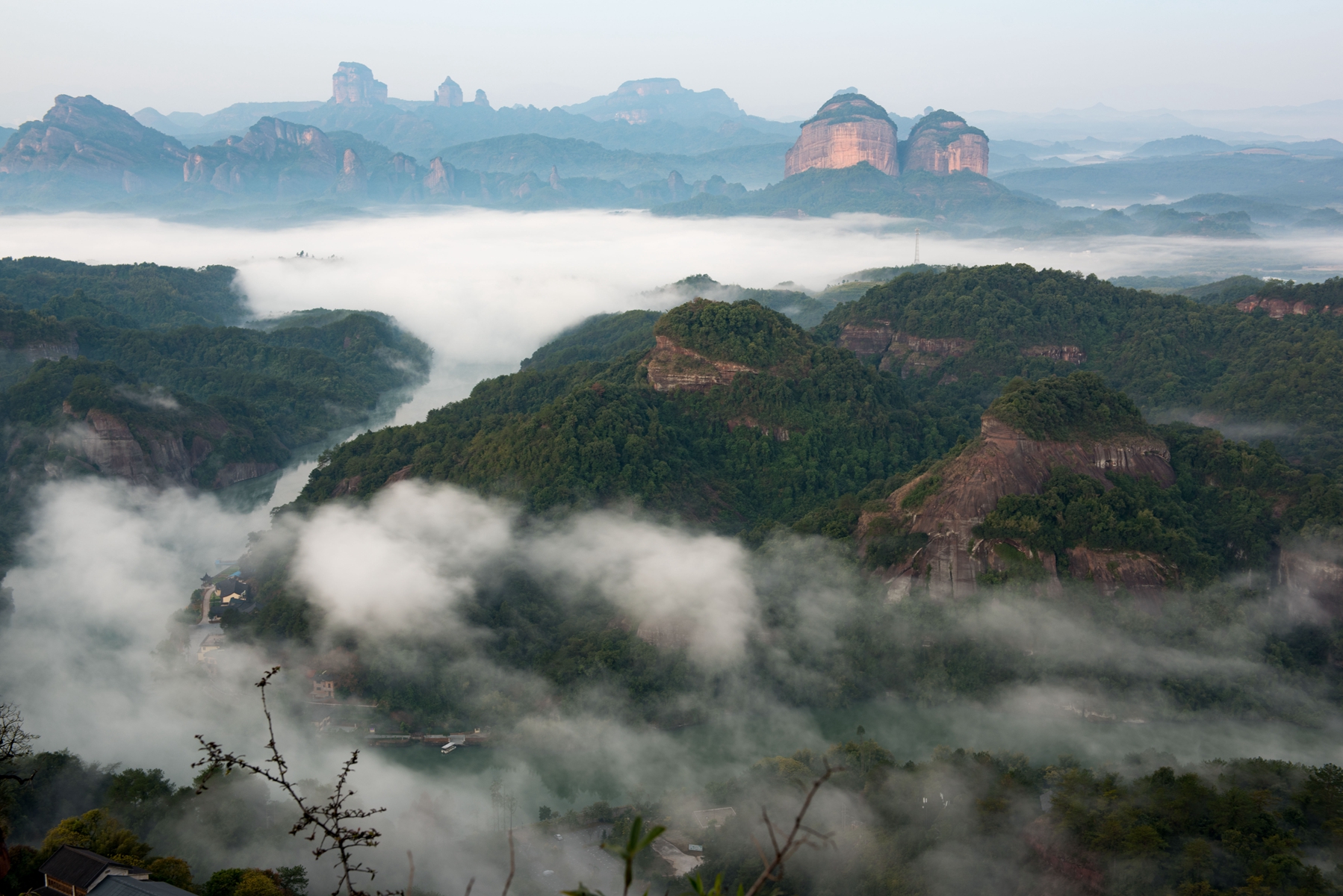 "丹霞山杯"第二届"善美韶关"--  丹霞晨曦>>
