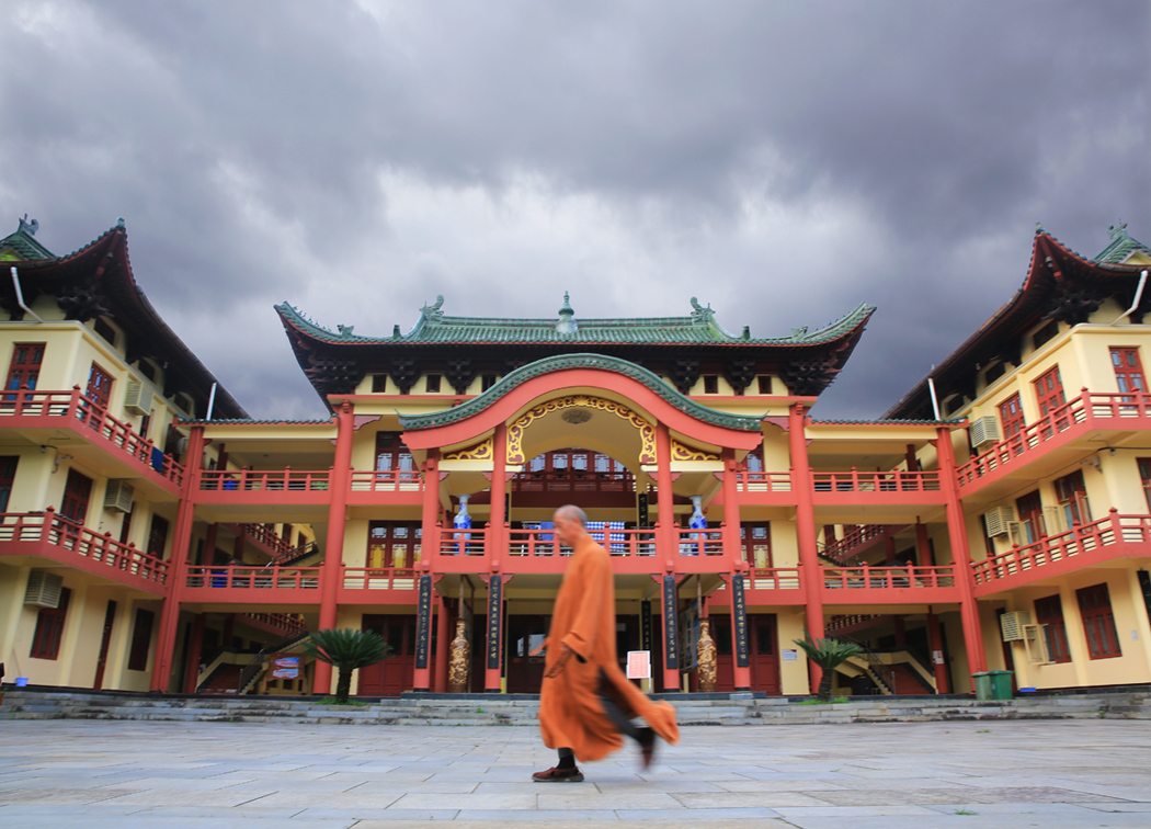 佛教学堂 罗亚毅 13970503003 靖安宝峰寺.jpg