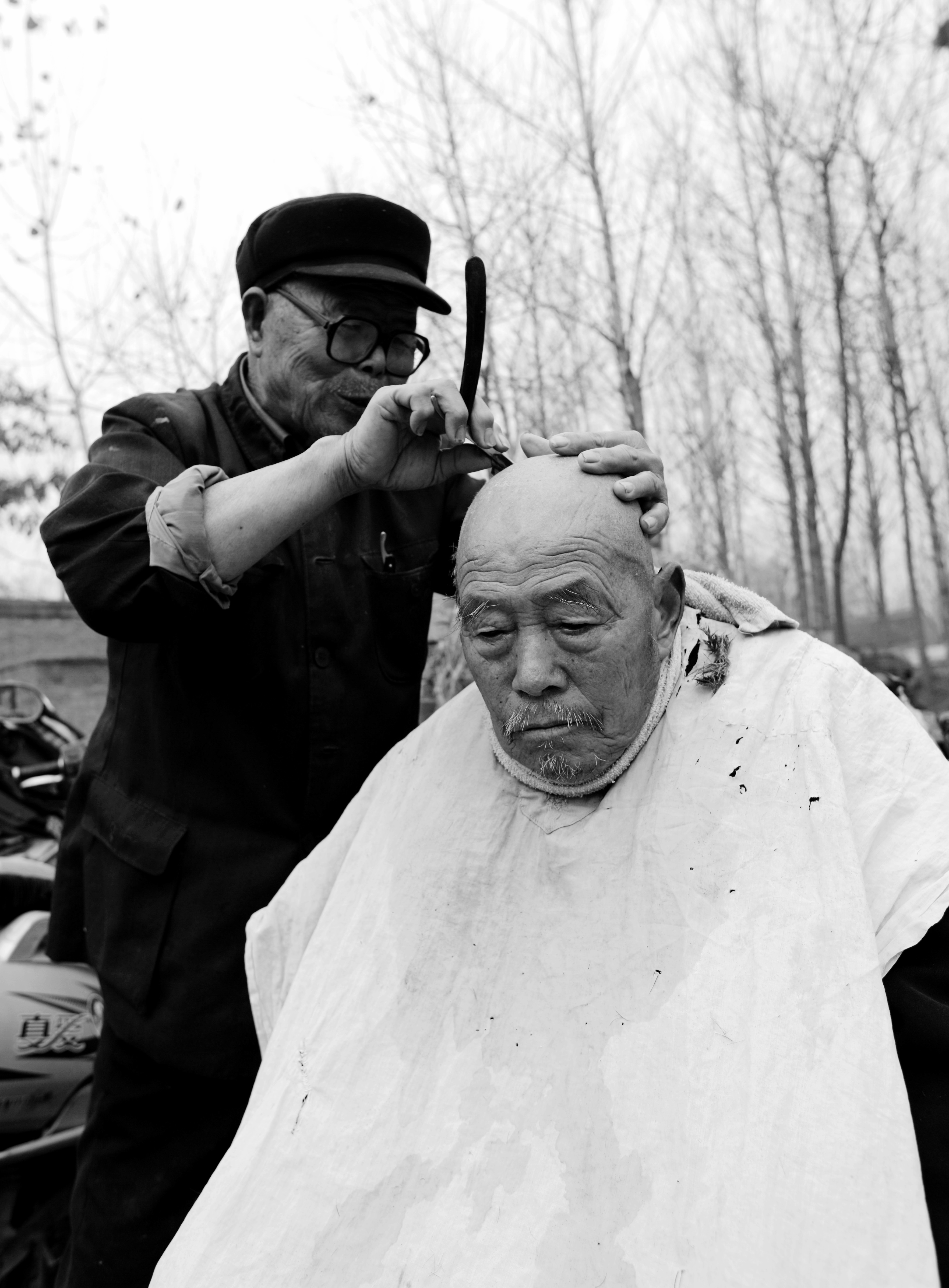 乡村剃头匠会不会淡出人们的记忆?