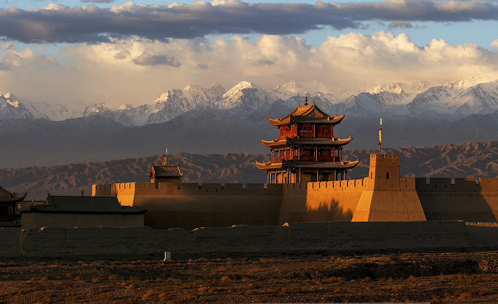 《嘉峪关晨曦》-"我和我的祖国"摄影类征稿区-大众摄影网 -