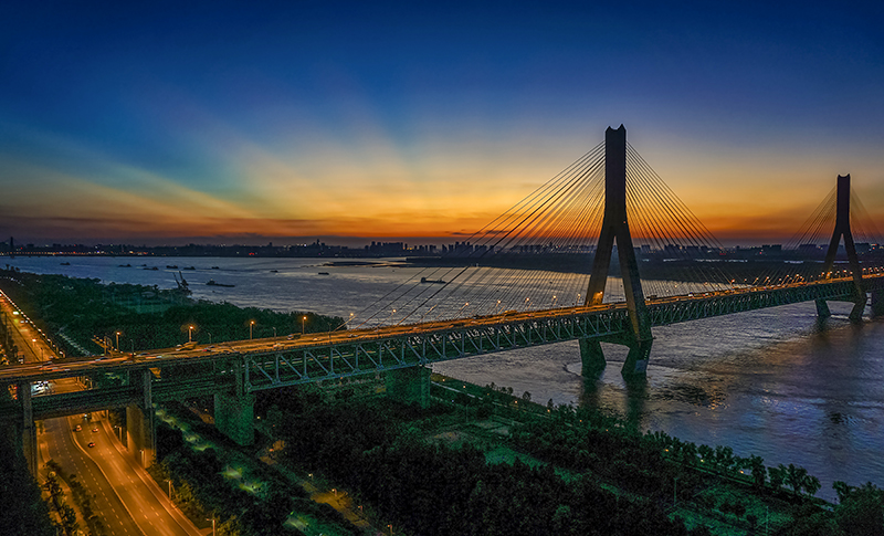 2018年7月摄于武汉市青山区.