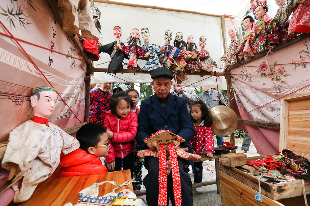 02.21摄于广西藤县 传承传统文化.