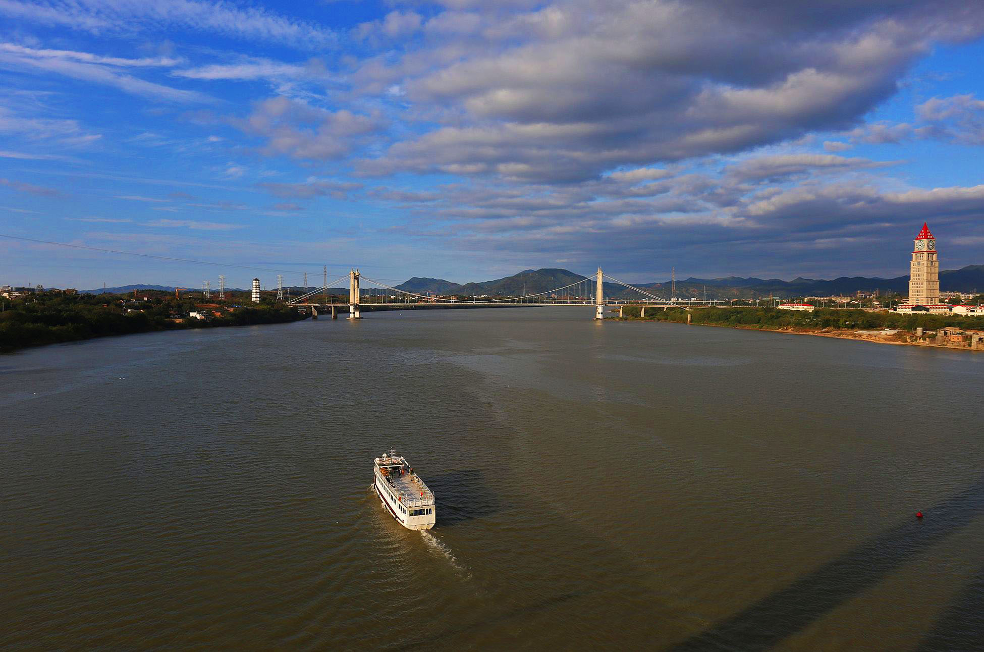 照片167——劈波斩浪赣江潮 江西省赣州市钓鱼台3号 黄全民