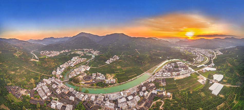 10拍于福建漳州平和县芦溪镇
