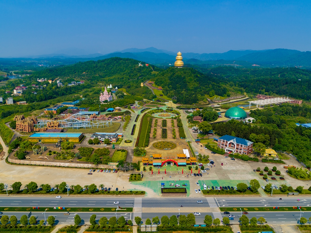 《俯瞰中部梦幻城》