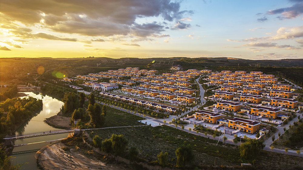 《美丽乡村展新貌》2019年9月11日拍摄于陕西省榆林市榆阳区古塔乡黄