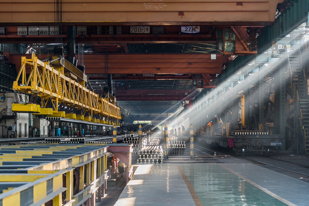 组图:高铁百米重轨生产基地——攀钢轨梁厂