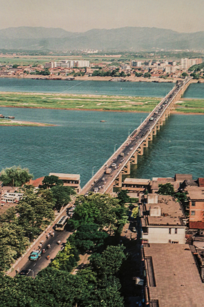 八一大桥的变迁