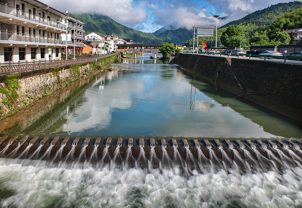 《清清锦溪水》组照2  2019-5-1摄于浙江龙泉市锦溪镇中锦村,整治后