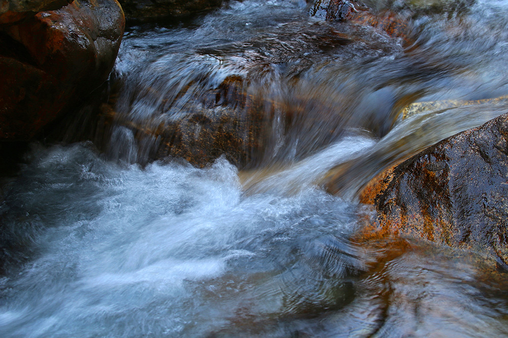 流水不腐(组照8幅)