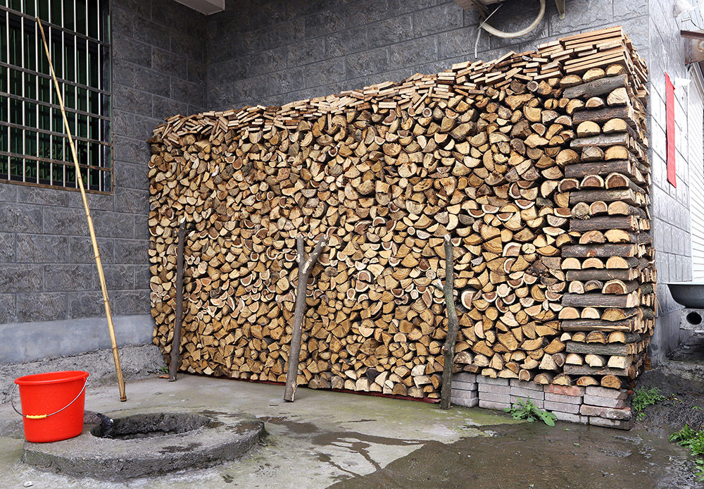 堆柴火的艺术(组照8幅)-高帆杯"行走中国"全国摄影大展投稿区-大众摄