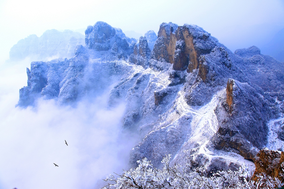 沁园春雪太行山