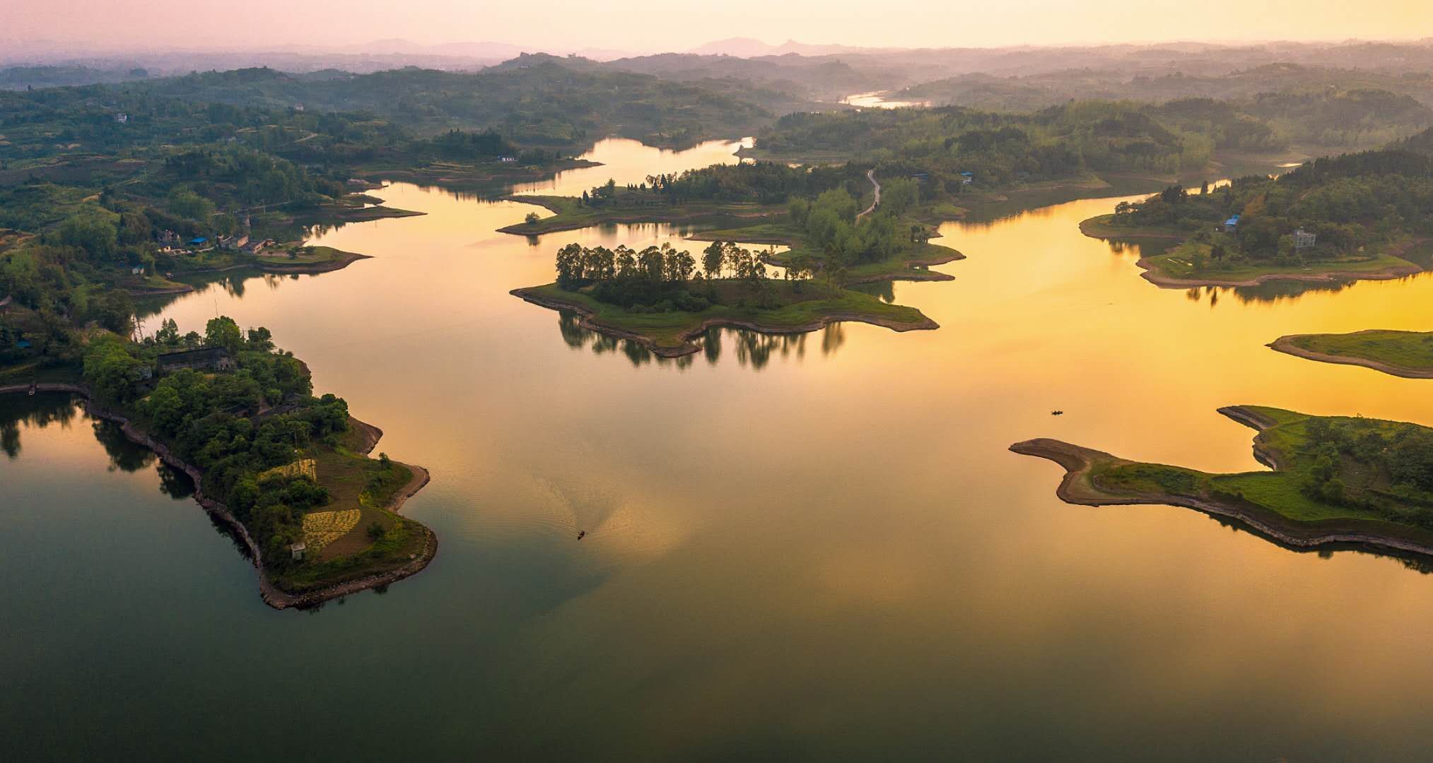 画意黄昏双龙湖