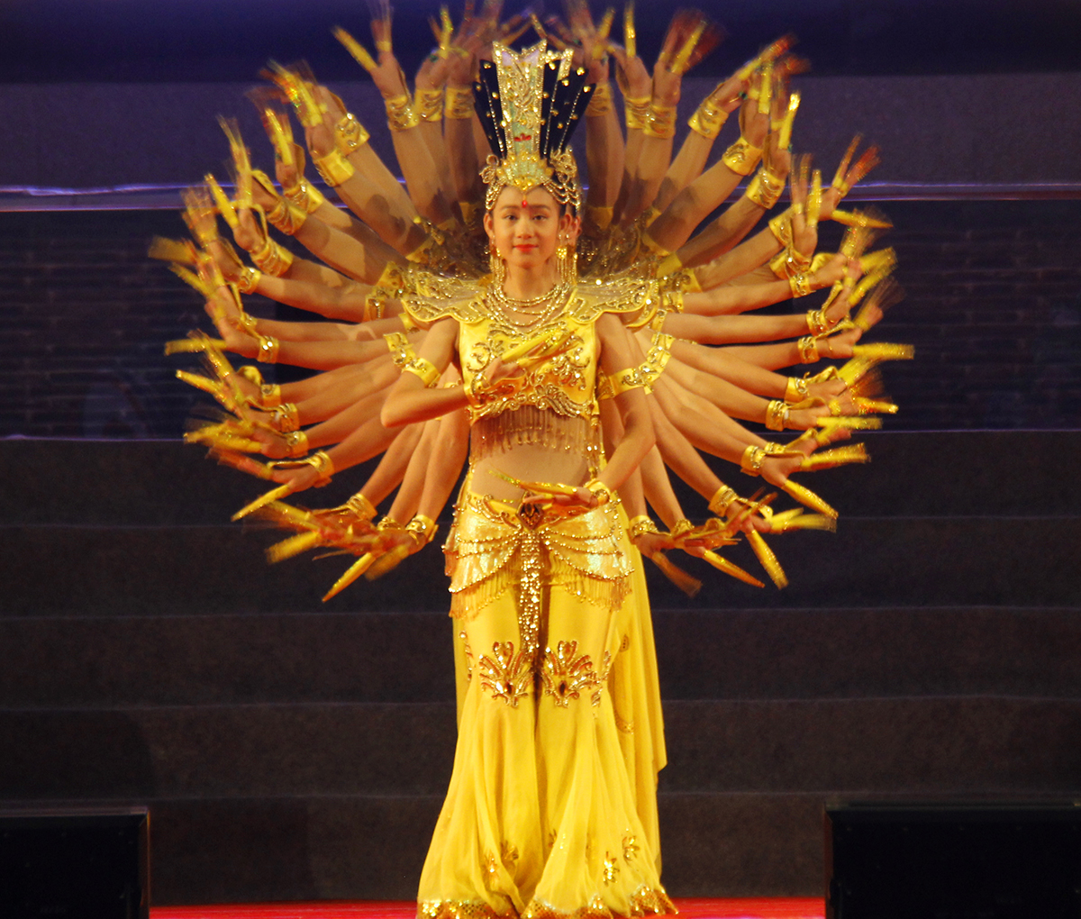 千手观音(组照)-中国第二届扶贫公益摄影大展投稿区-大众摄影网 -