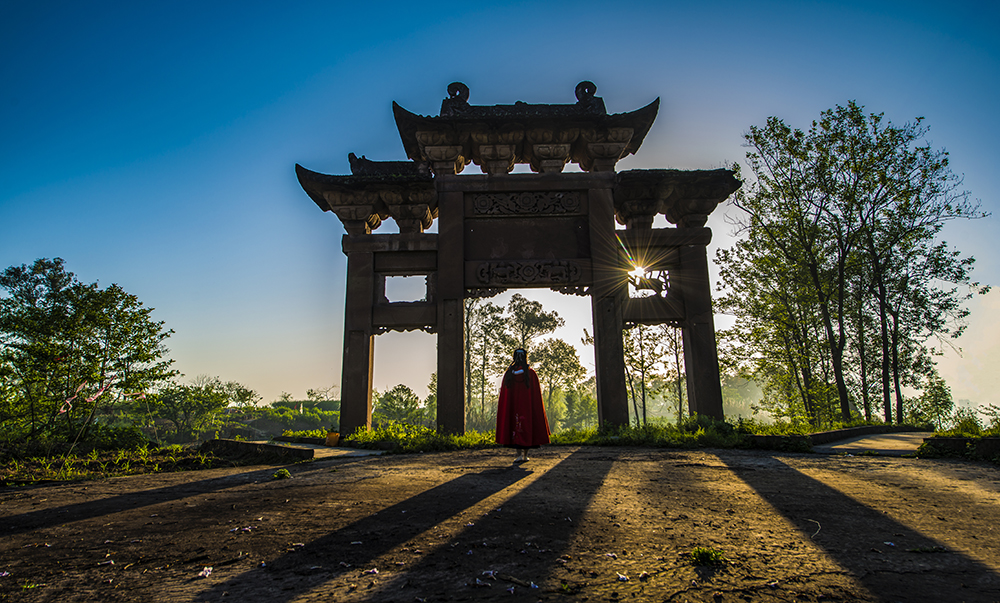 拍于合川龙游寺.