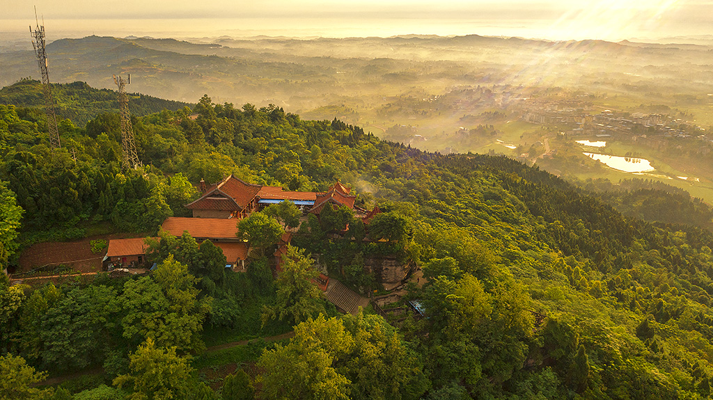 龙多山晨韵-第三届中国重庆"钓鱼城杯"全国摄影大展 征稿区-大众摄影