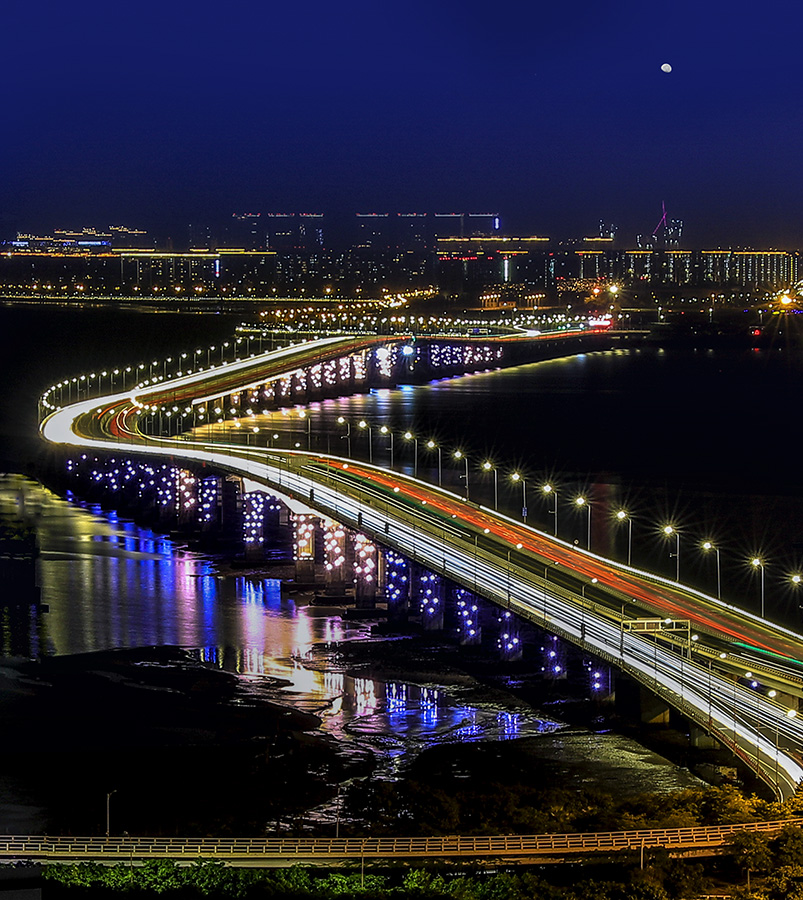 《集美大桥》