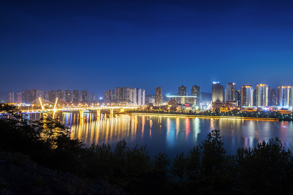 《合川不夜城》-第三届中国重庆"钓鱼城杯"全国摄影大展 征稿区-大众