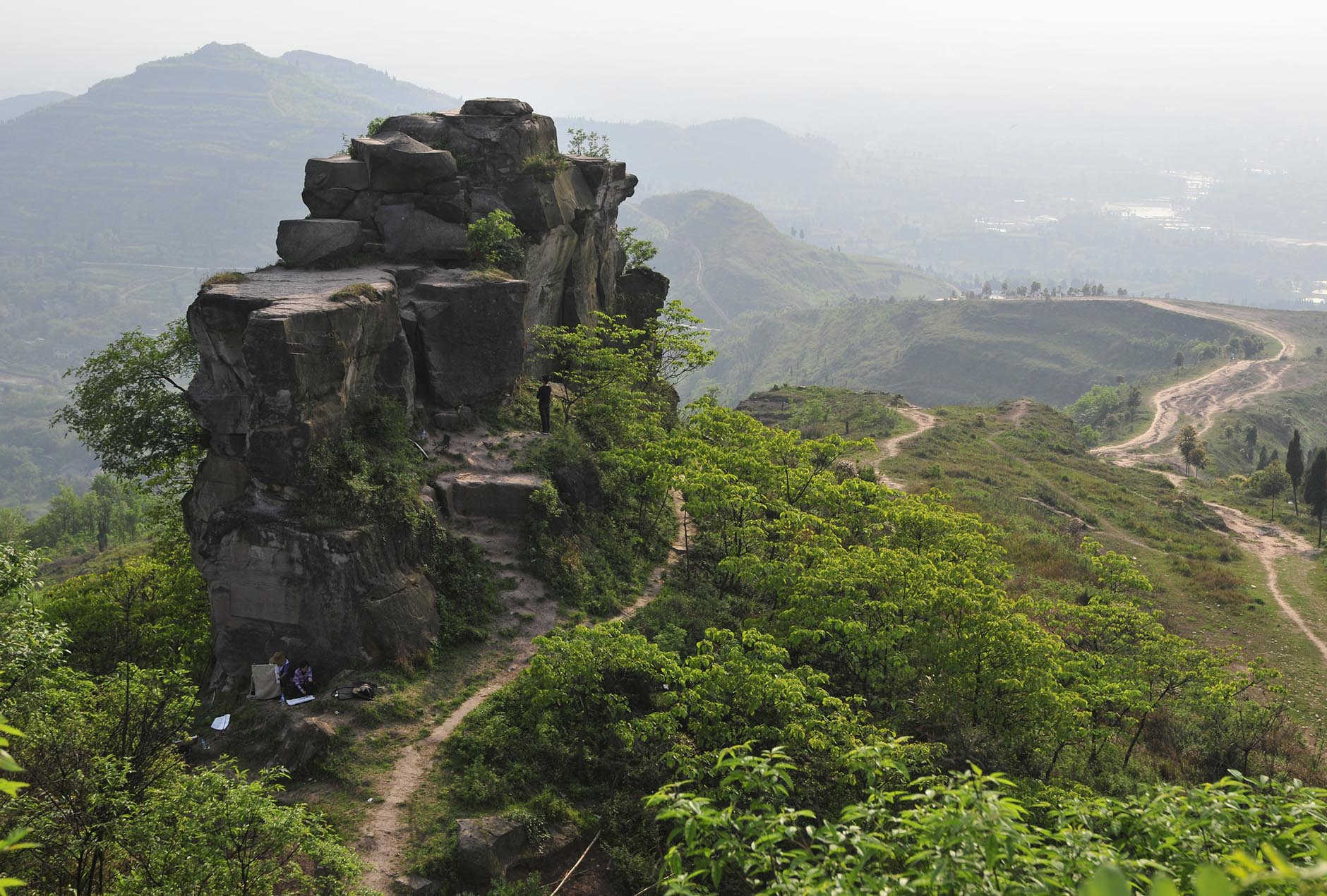 飞仙石 合川龙多山 卜寿林 13608386136.jpg