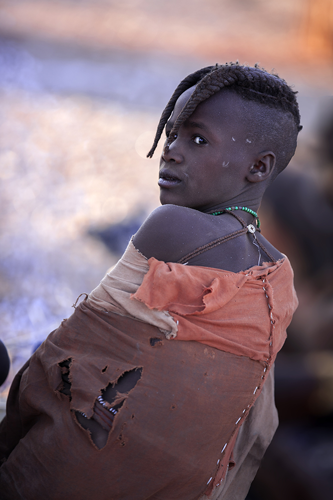 非洲的原始部落之光