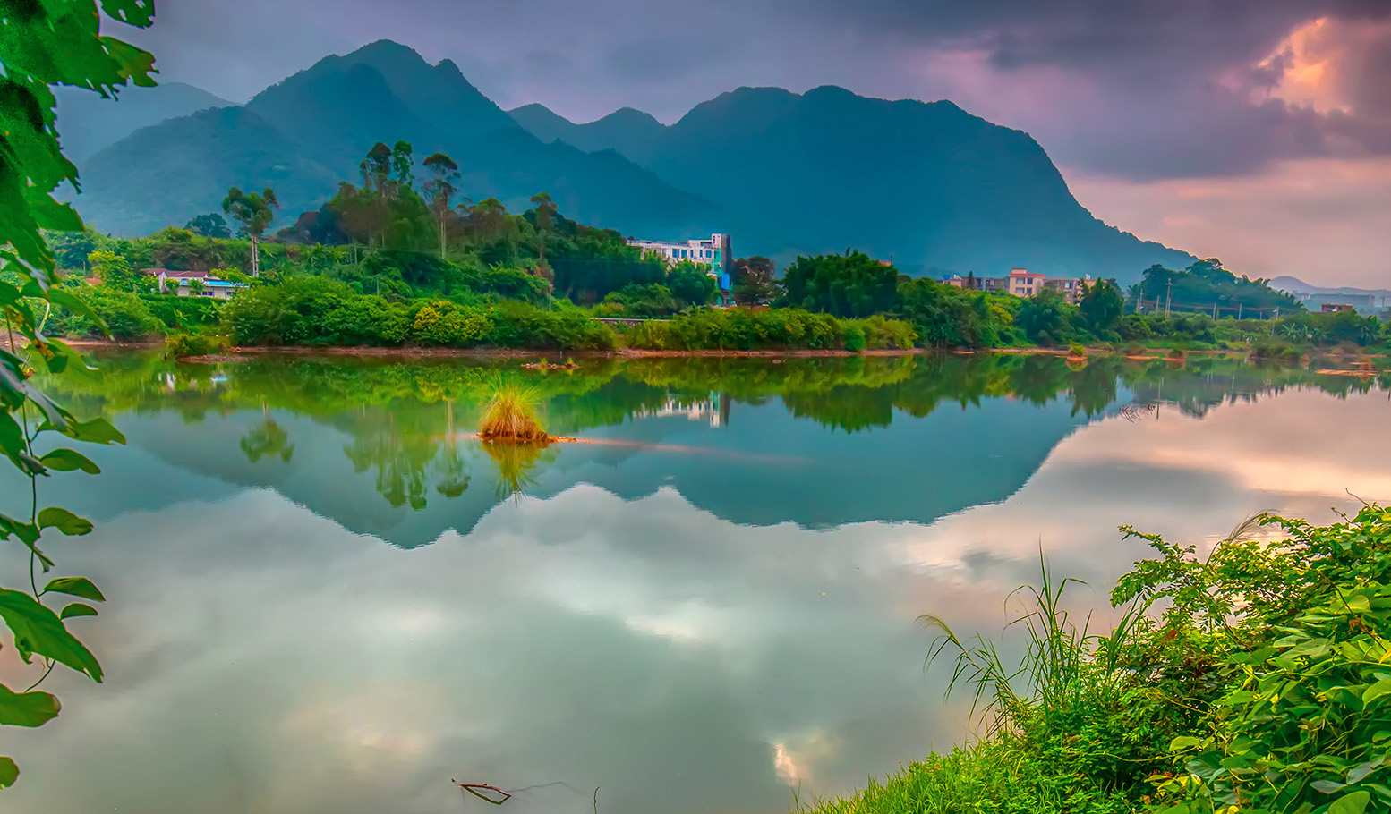 本帖最后由 金虎 于 2019-9-3 16:20 编辑       白水寨省级风景檬い