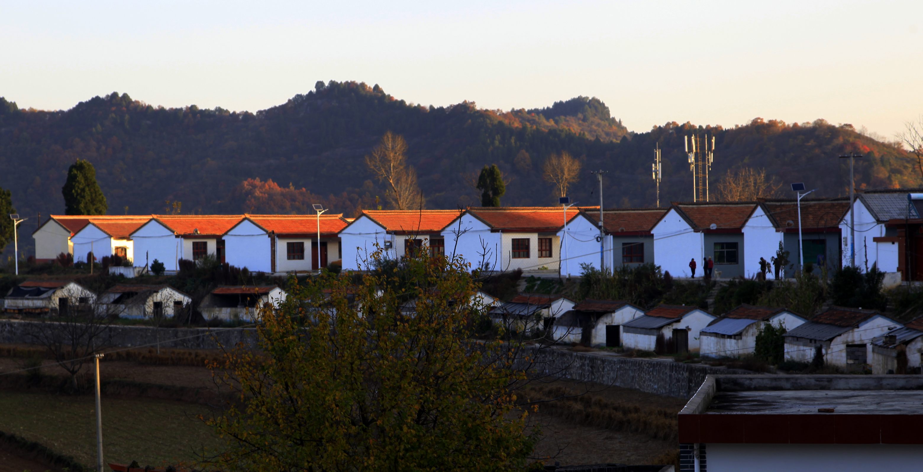 10拍摄于两当县杨店乡颜家河村