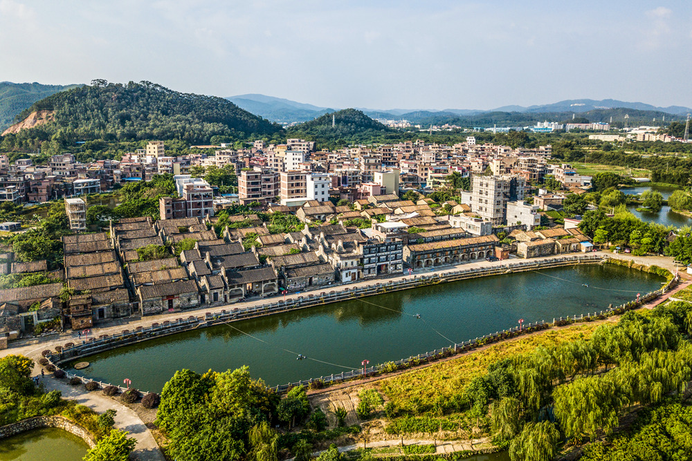 《美丽乡村(花东镇港头村)》