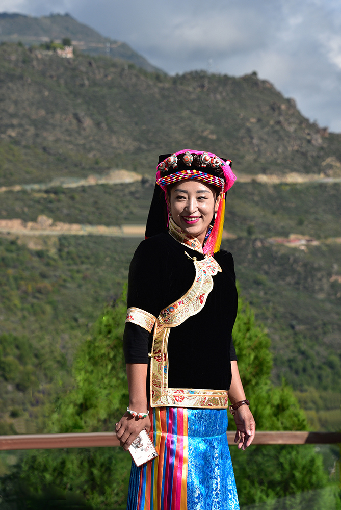 藏族姑娘-中国第二届扶贫公益摄影大展投稿区-大众摄影网