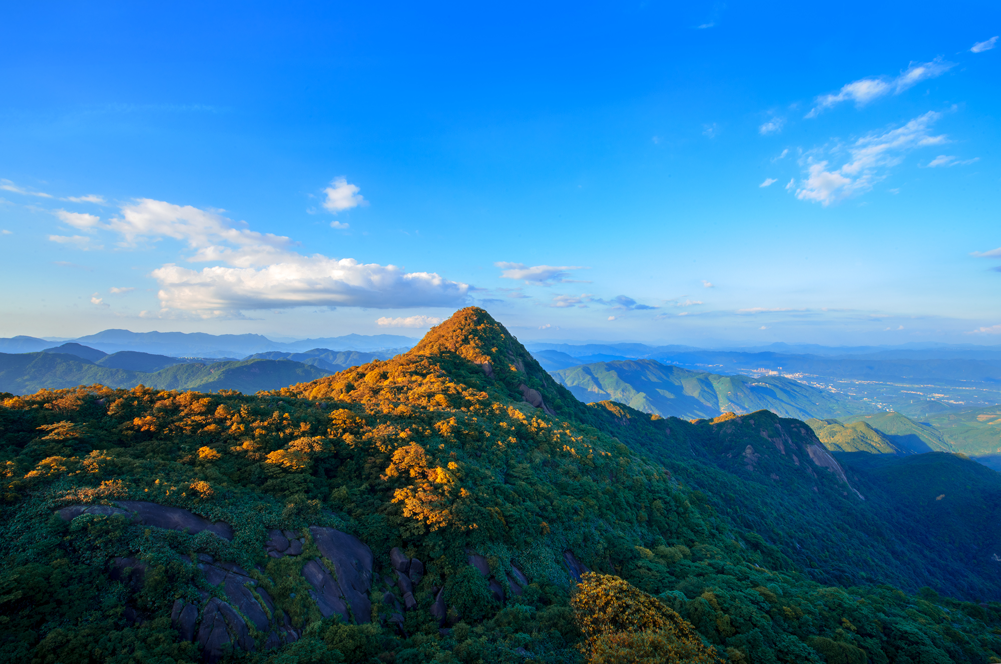 增城第一高峰牛牯嶂