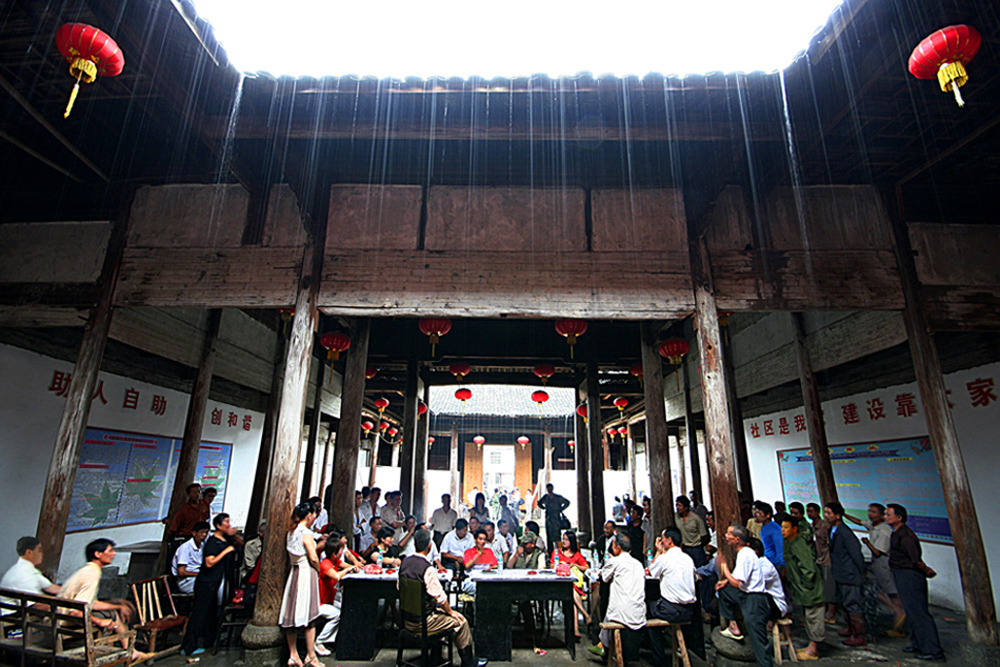 由 罗亚毅 于 2019-9-20 15:27 编辑   摄于江西万载县罗城镇卢家州村