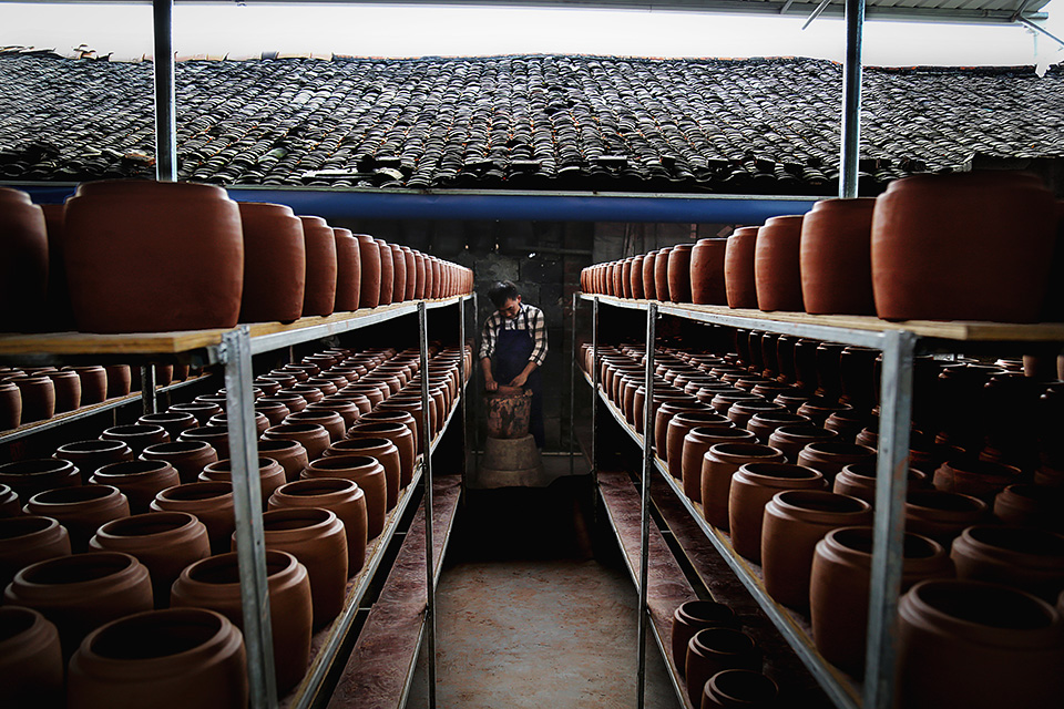 传统陶艺奔致富(组照8张)