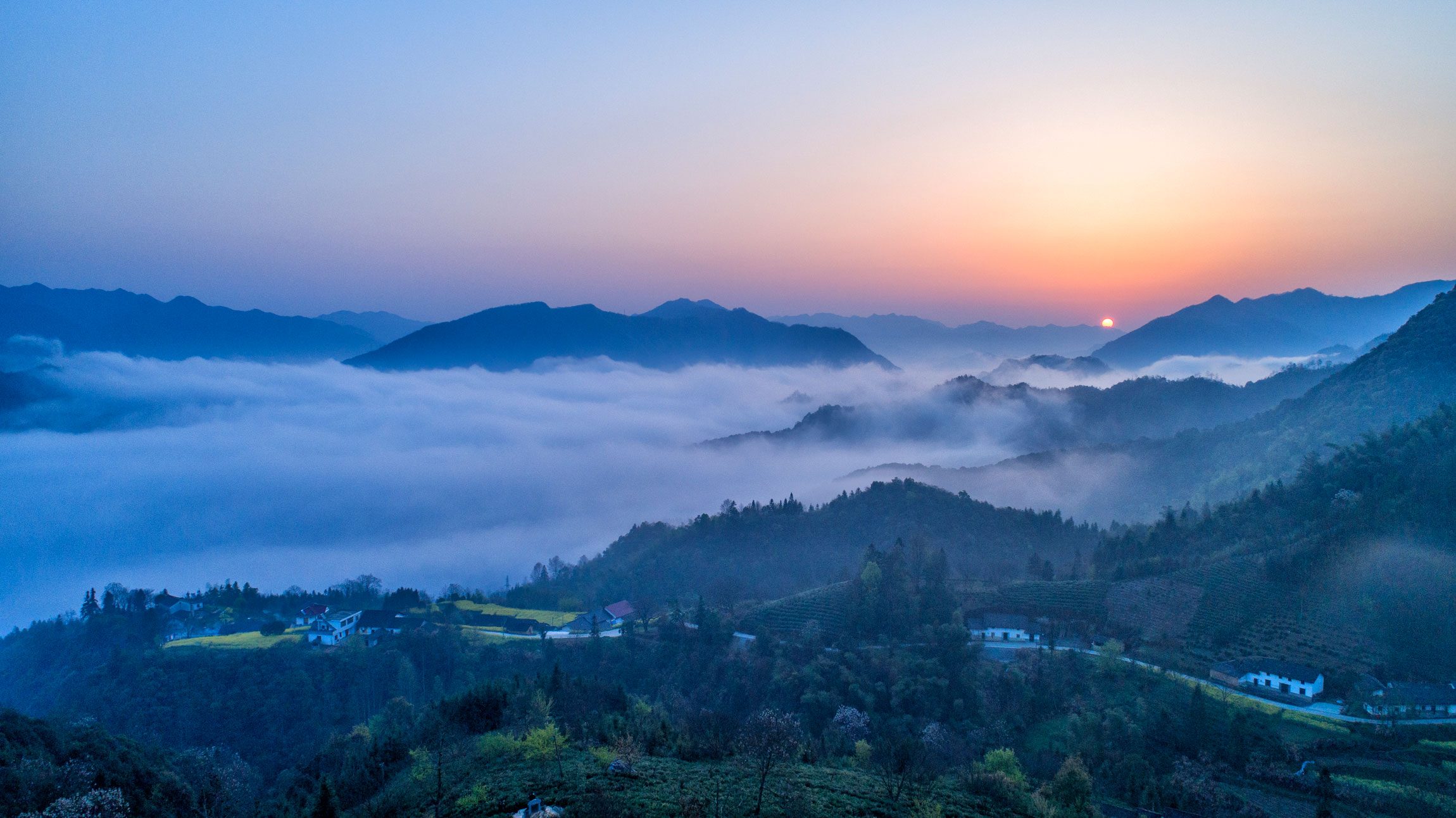 乡村晨曦-第三届"中国原生态最美山乡——安徽石台"全国摄影大展投稿
