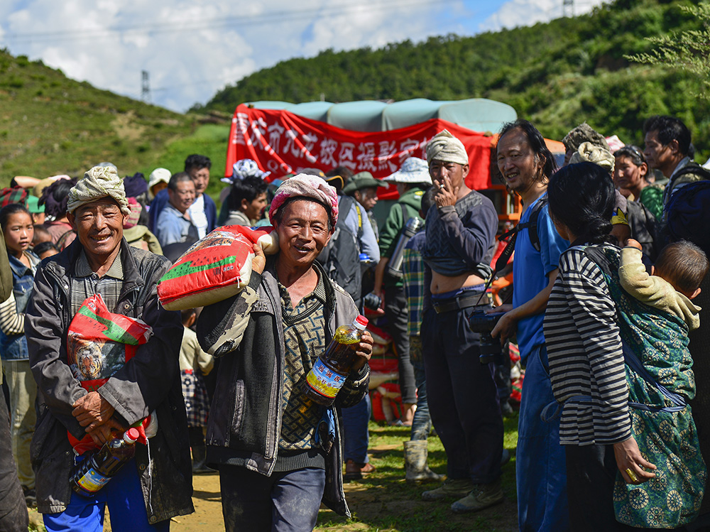 《精准扶贫大凉山》组照
