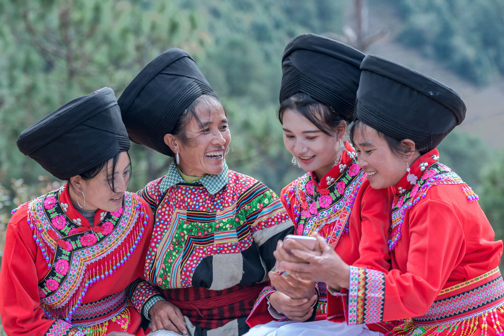 拍摄于四川凉山彝族自治州德昌县傈僳族村