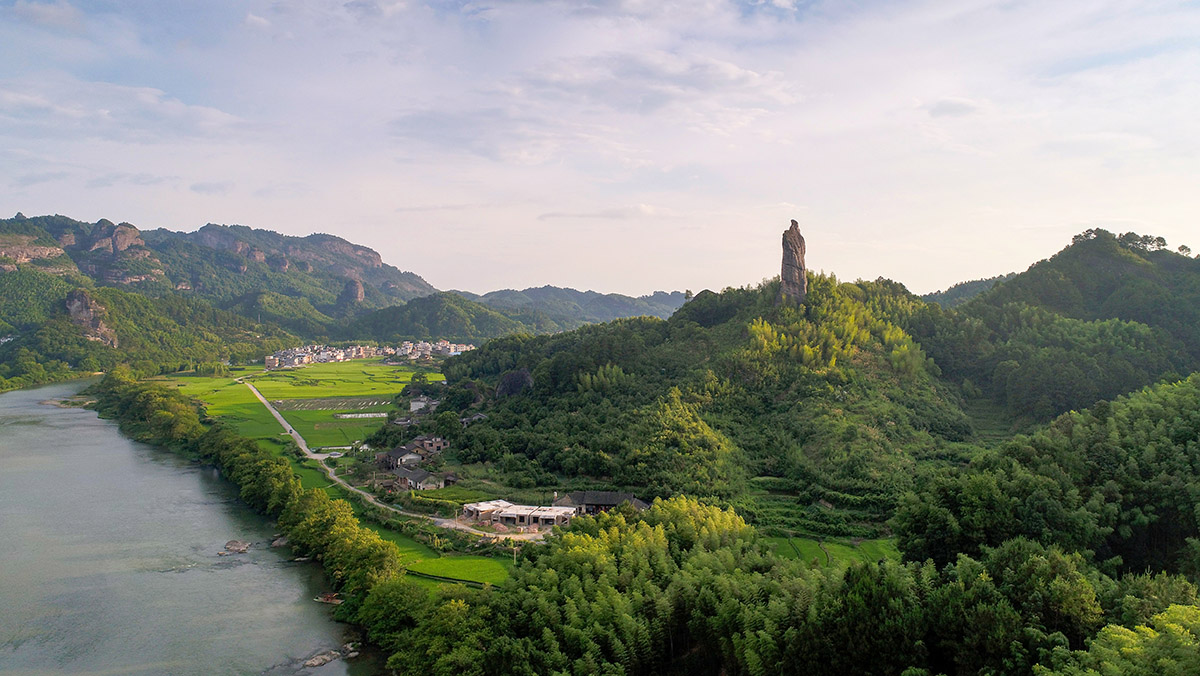 绿水青山就是金山银山