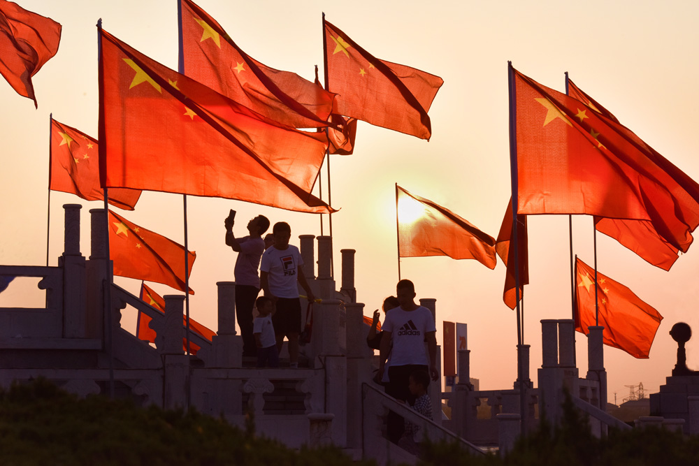 五星红旗阴风飘扬